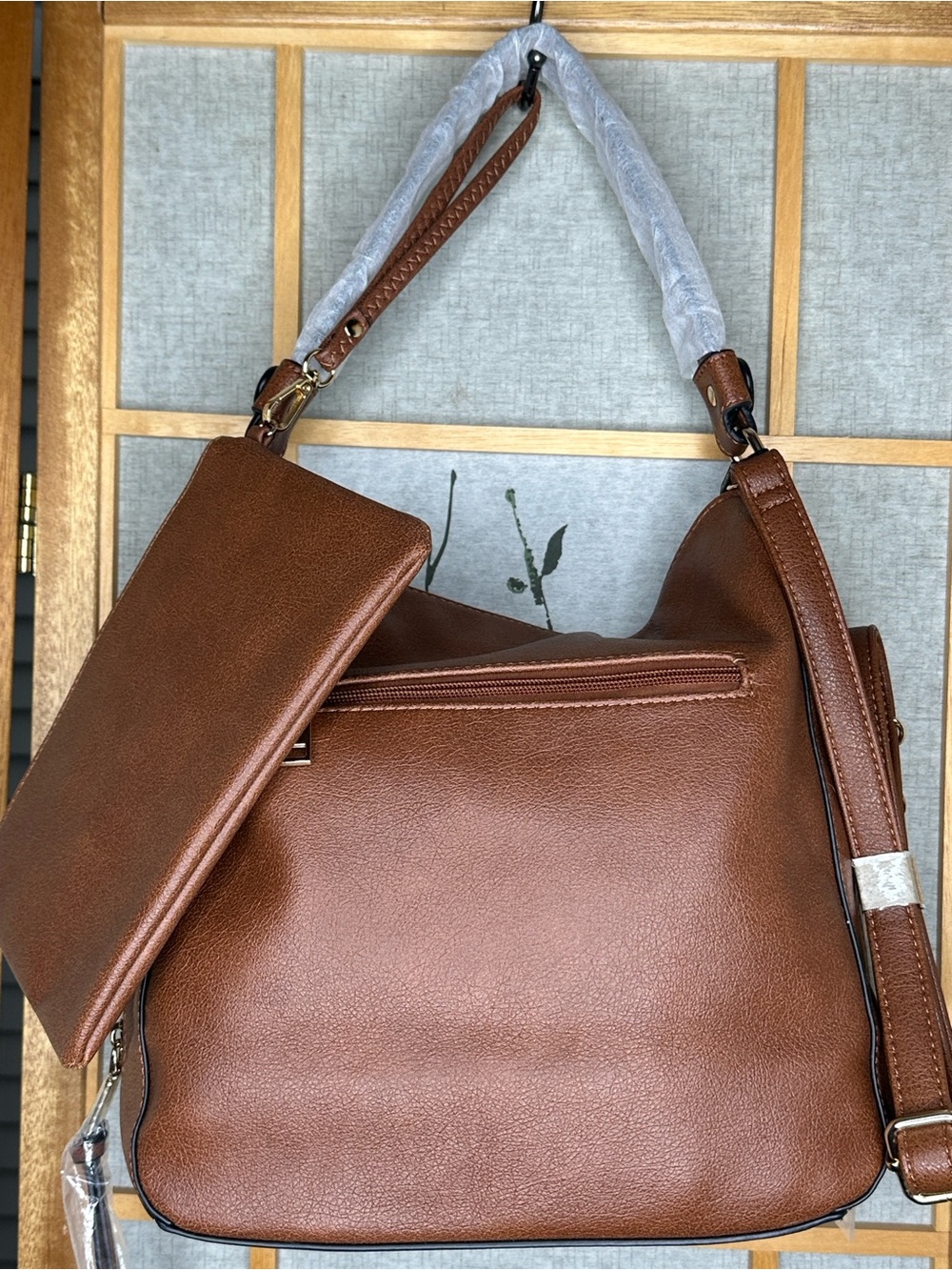NWT Realer Fashion & Classic large hobo-style shoulder bag/rich cognac/caramel